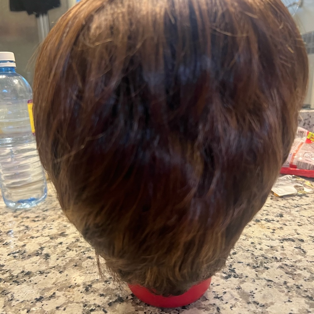 Wig - Picture 4 of 9
